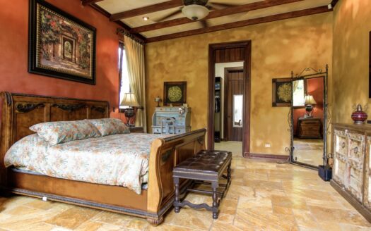 House For Sale, Amazing View, Naranjo Costa Rica –