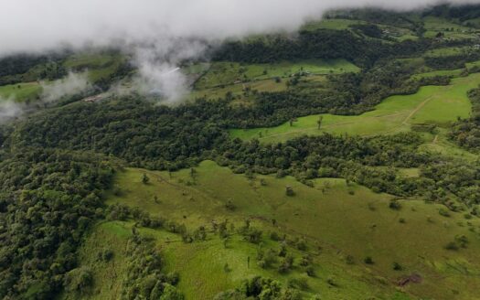 Hotel Development Land, Bajos del Toro –