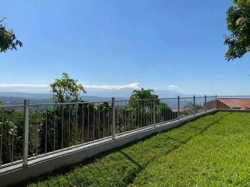 Cozy Furnished house for Rent in Grecia