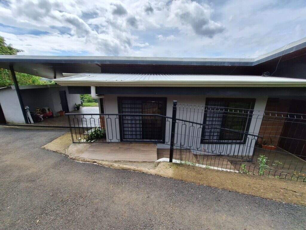 Furnished house for rent, Grecia Alajuela –