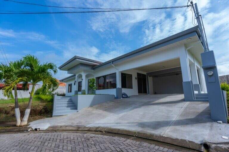 Costa Rica House/Villa #400271663134