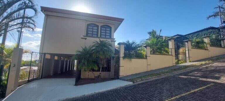 Costa Rica House/Villa #400273035062