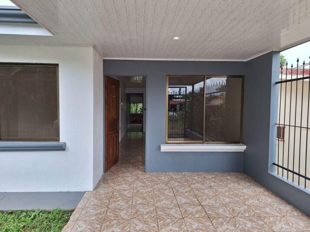 Cozzy home for sale, Grecia Alajuela –