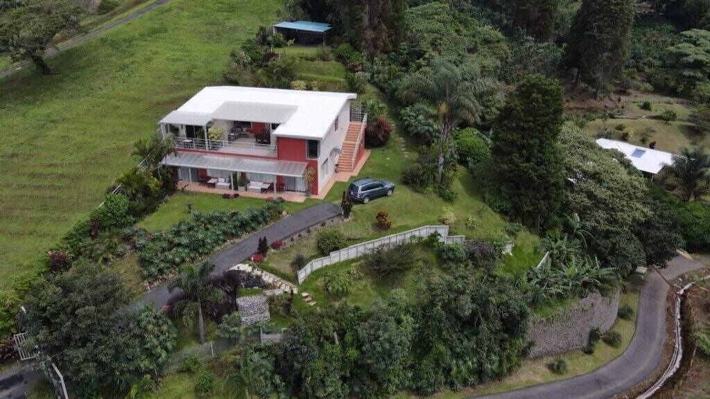 Turn-Key Investment Property for Sale in the Mountains of Grecia, Costa Rica –