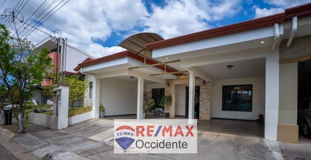 Modern house for Sale Grecia Costa Rica –