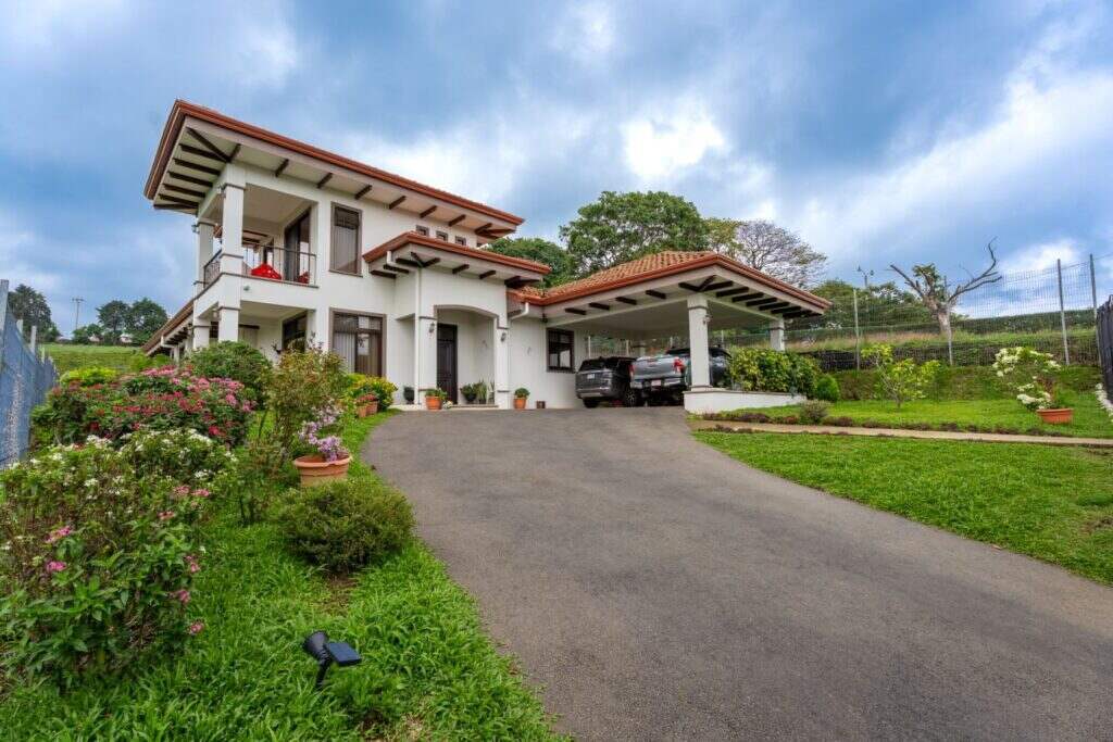 Furnished House For Sale Grecia Costa Rica, San Roque –