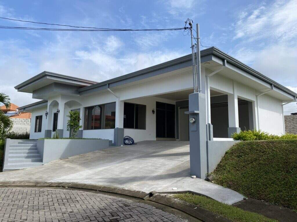 Casa Eli For Sale, Grecia –