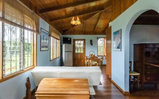 Cozy House For Sale, Poas Costa Rica –
