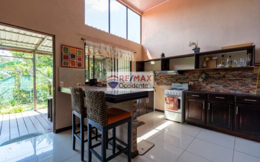 Spacious 3-Bedroom Home with Dual Income Apartments | Prime Location on 822 Sq Ft Lot –