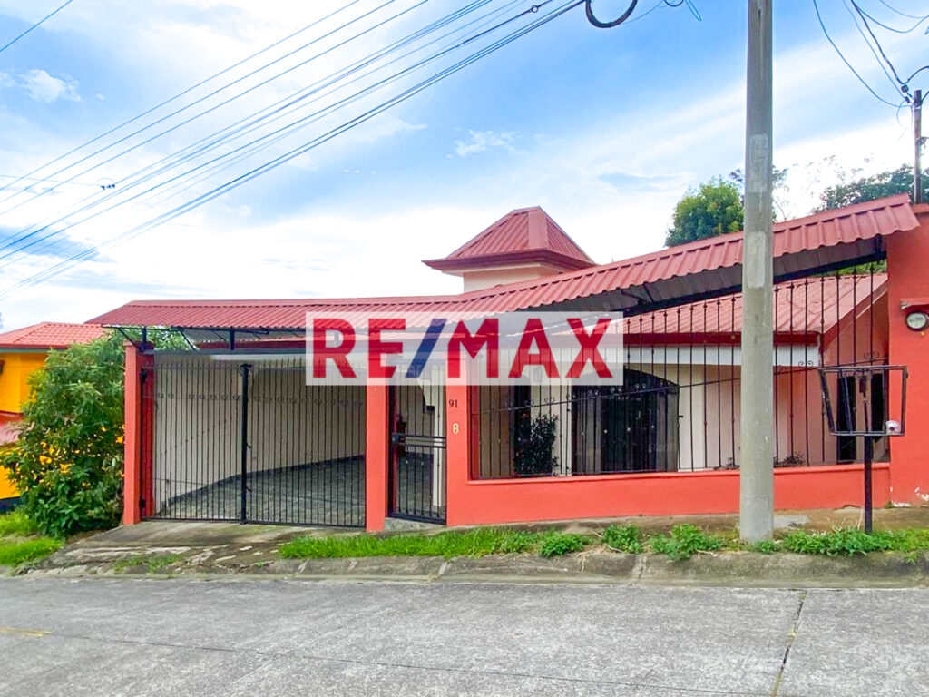 House for Sale in Private Residential Community | Move-In Ready