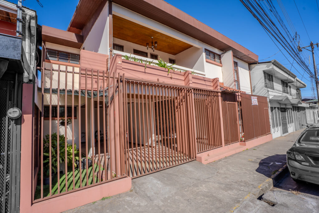 Prime Commercial Opportunity: High-Value Property in the Heart of San Ramón