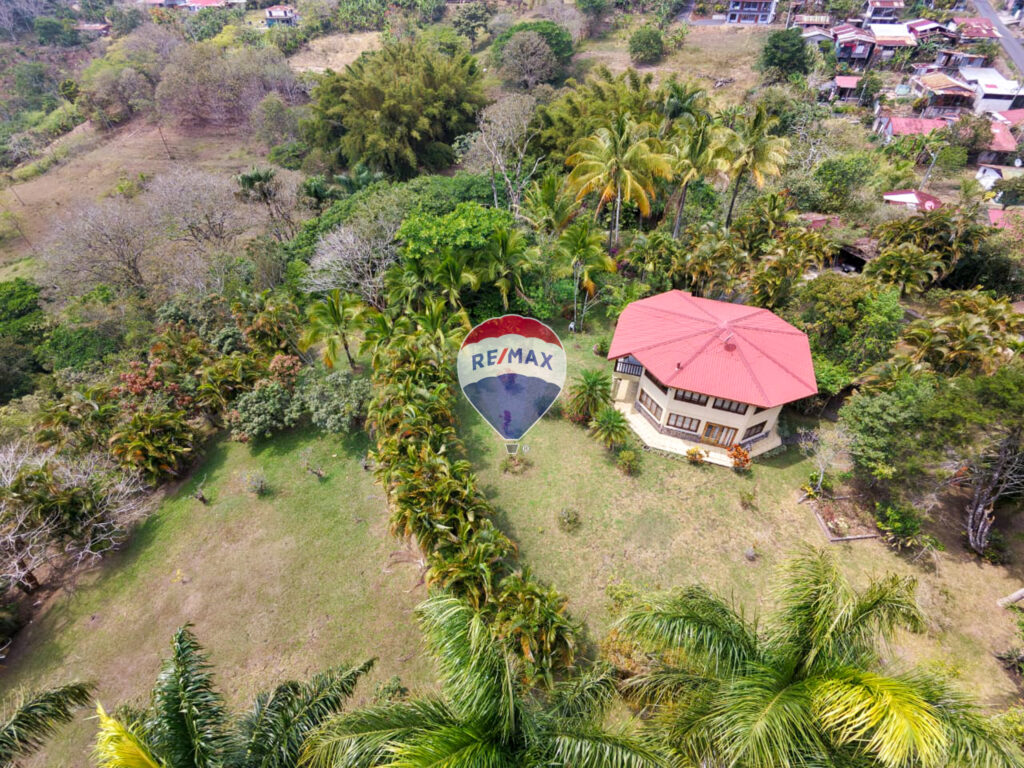 Discover Your Private Mountain Retreat in Naranjo, Costa Rica