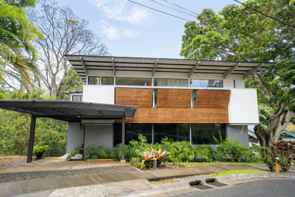 Move-In Ready Furnished Home in Costa Rica | 4 Bedroom