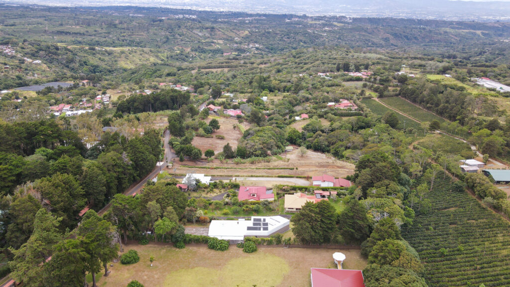 Luxury House for Sale in Poás | Solar Pool & 3-Bed Main Home – Price Reduced!