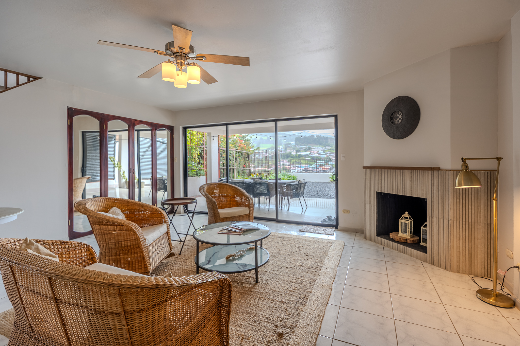 HOUSE FOR RENT IN ZARCERO — Fresh Air, Mountain Views & Pura Vida!