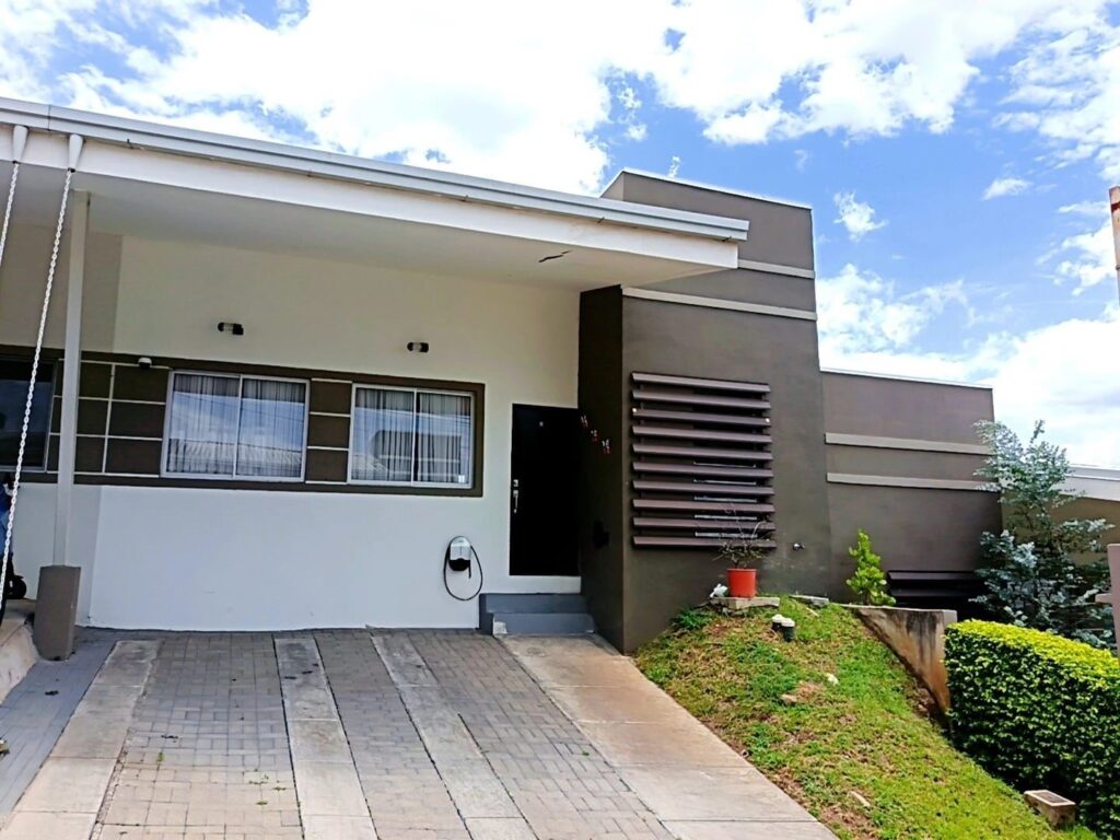 Furnished House for Sale – San Rafael, Alajuela