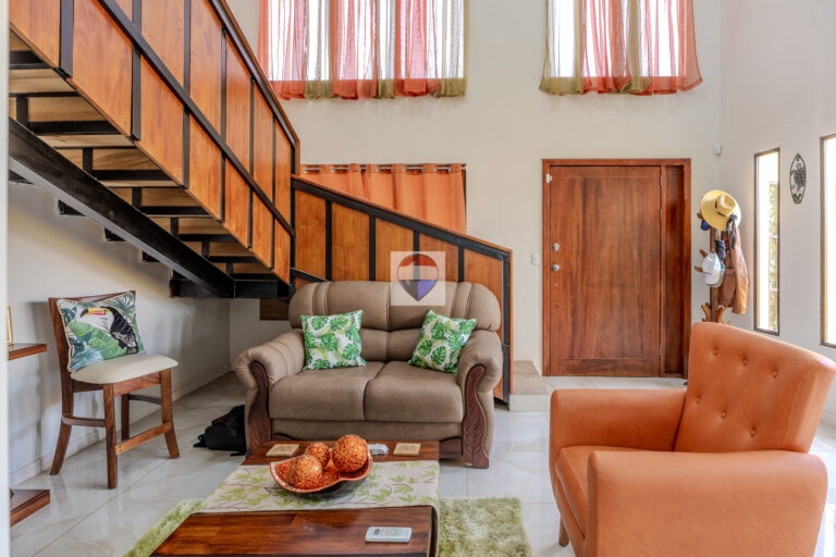 Home for Sale in Esquipulas Palmares | High Ceilings