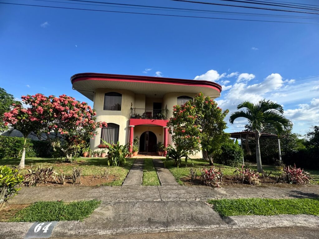 Casa Los Jardines